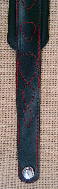 Gitarrengurt Blankleder bestickt