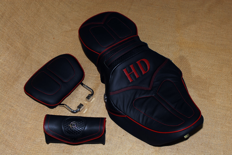 HARLEY - DAVIDSON ROADKING