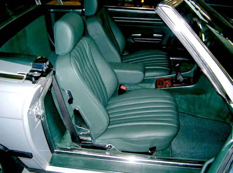 Mercedes SL Typ W 107 Beifahrersitz